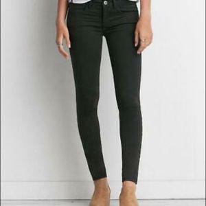 AMERICAN EAGLE PANTS (6 REGULAR)